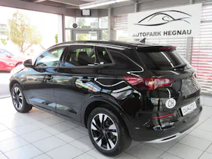 OPEL Grandland 1.2i TP Elegance Automat