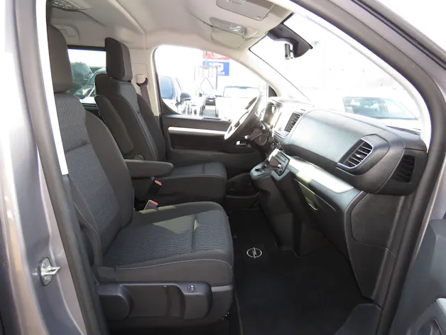 OPEL Zafira Life 2.0 CDTI Business Edition Lang Automat (8-Plätzer, AHK 1.9 t)