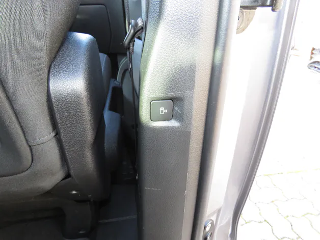 OPEL Zafira Life 2.0 CDTI Business Edition Lang Automat (8-Plätzer, AHK 1.9 t)