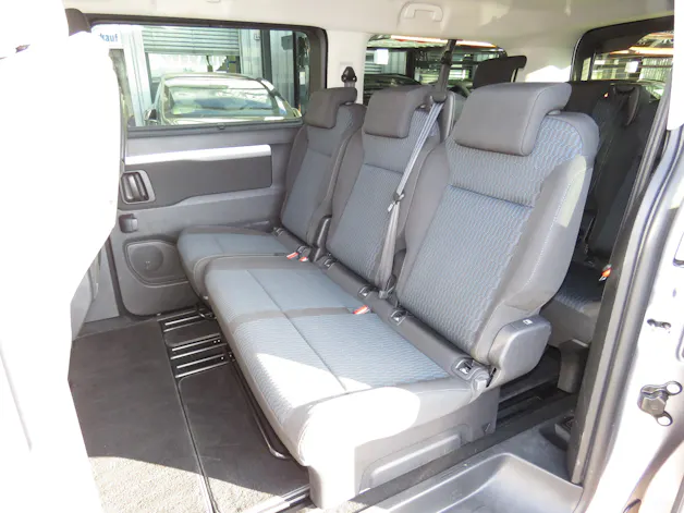 OPEL Zafira Life 2.0 CDTI Business Edition Lang Automat (8-Plätzer, AHK 1.9 t)