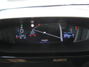 PEUGEOT 308 1.2 Pure Tech Allure Pack EAT8 (Automat)
