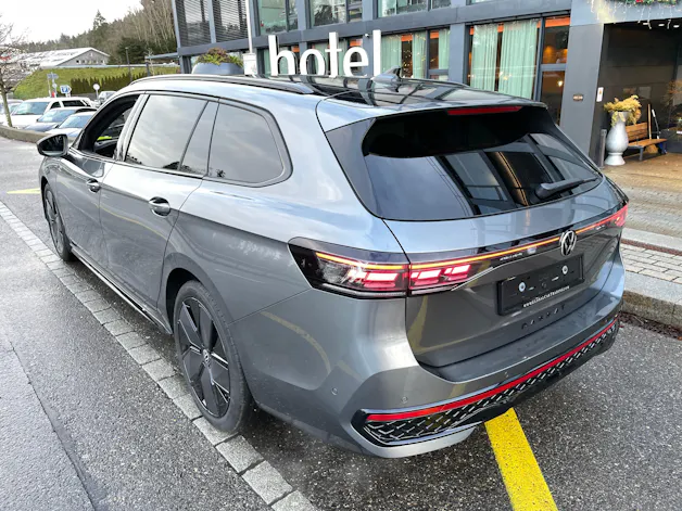 VW Passat Variant 2.0 TDI evo R-Line 4 Motion DSG