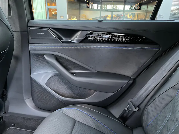 VW Passat Variant 2.0 TDI evo R-Line 4 Motion DSG