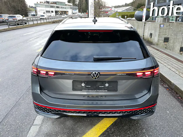 VW Passat Variant 2.0 TDI evo R-Line 4 Motion DSG