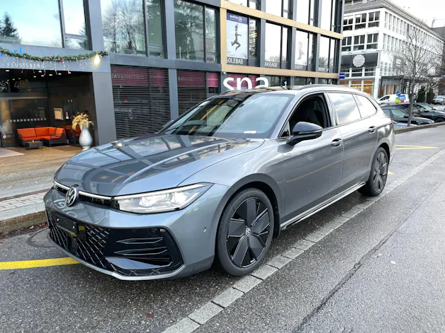 VW Passat Variant 2.0 TDI evo R-Line 4 Motion DSG