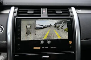 Land Rover Discovery 3.0D I6 P250 S R-Dynamic AWD Automatic 7-Plätzer + AHK 3500kg + Werksgarantie 10.2030