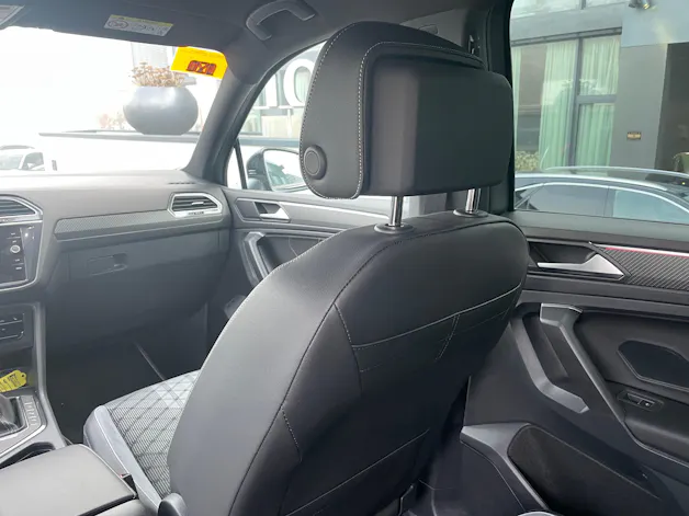 VW Tiguan 2.0TSI R-Line 4Motion DSG 7 Sitzer mit AHK