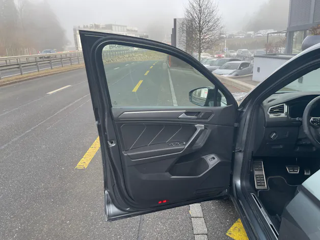 VW Tiguan 2.0TSI R-Line 4Motion DSG 7 Sitzer mit AHK