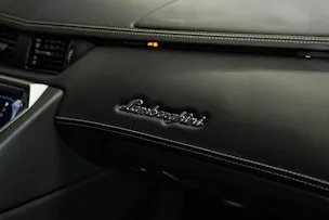 Lamborghini Aventador LP700-4 Coupé E-Gear