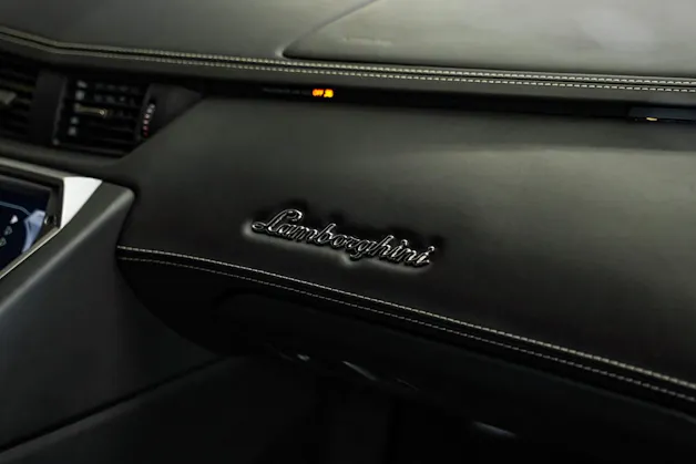 Lamborghini Aventador LP700-4 Coupé E-Gear