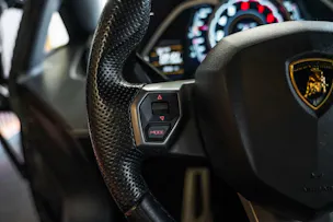 Lamborghini Aventador LP700-4 Coupé E-Gear