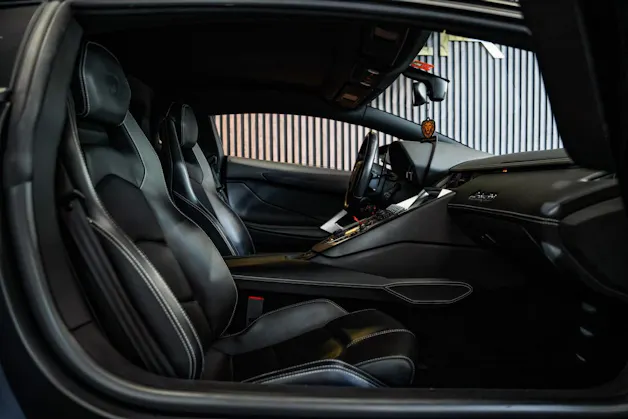 Lamborghini Aventador LP700-4 Coupé E-Gear