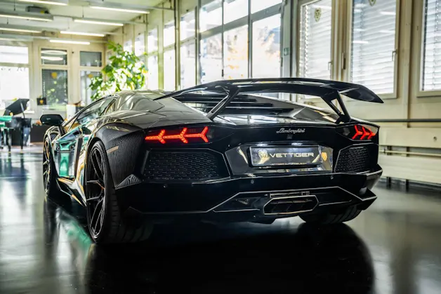 Lamborghini Aventador LP700-4 Coupé E-Gear
