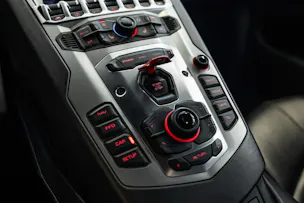 Lamborghini Aventador LP700-4 Coupé E-Gear