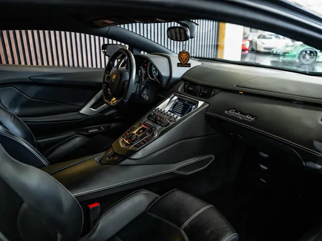 Lamborghini Aventador LP700-4 Coupé E-Gear