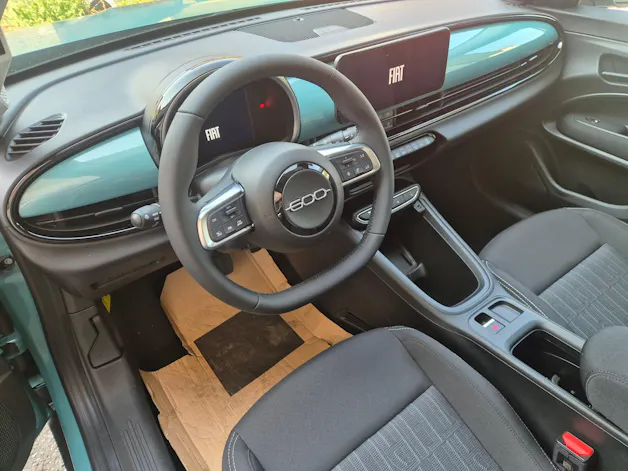 FIAT 600h Mild Hybrid Icon Swiss Edition