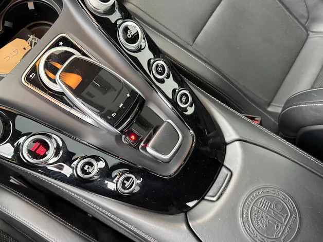MERCEDES-BENZ AMG GT C Speedshift DCT