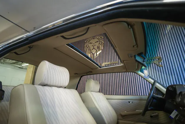 MERCEDES-BENZ 230 CE