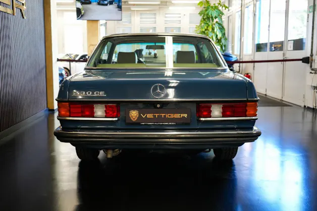 MERCEDES-BENZ 230 CE