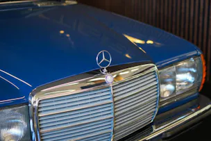 MERCEDES-BENZ 230 CE