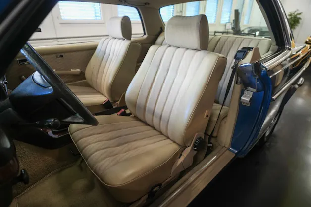 MERCEDES-BENZ 230 CE