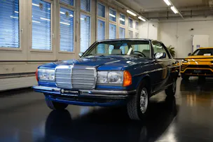MERCEDES-BENZ 230 CE