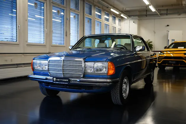 MERCEDES-BENZ 230 CE