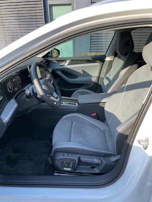 VW Passat Variant 2.0 TDI evo Business 4 Motion DSG