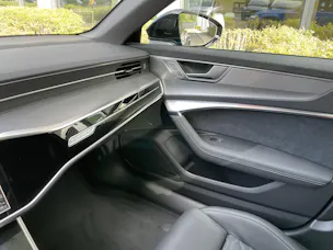 AUDI RS6 Avant 4.0 TFSI V8 quattro