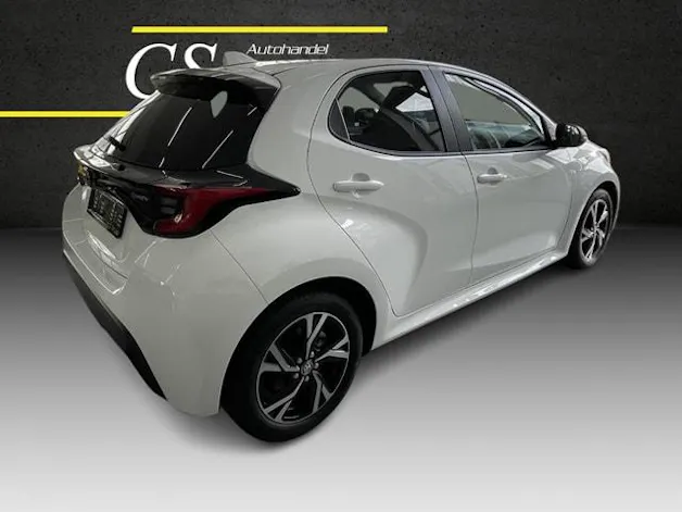 Toyota Yaris 1.5 Comfort e-CVT