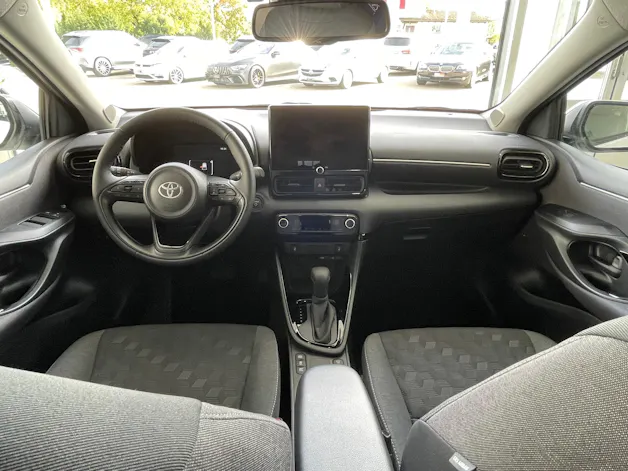 Toyota Yaris 1.5 Comfort e-CVT