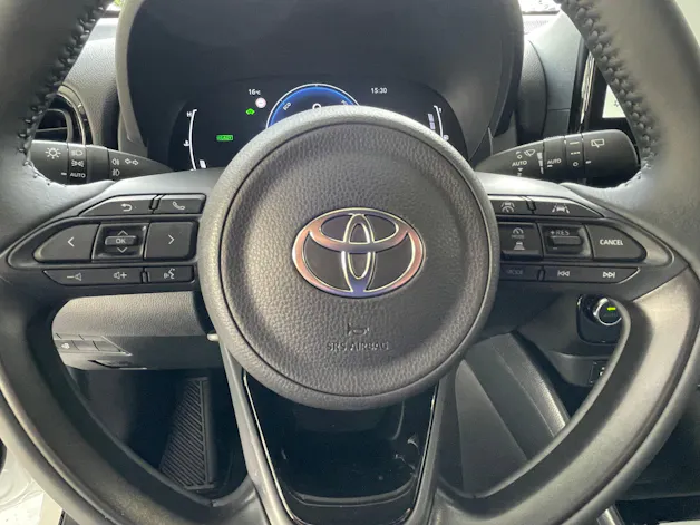 Toyota Yaris 1.5 Comfort e-CVT