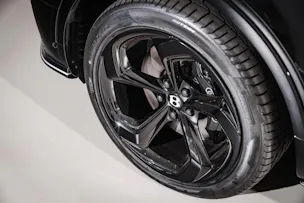 BENTLEY Bentayga S Black Edition V8