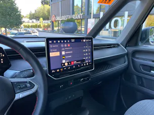 VW ID.Buzz NWB GTX 4 Motion, 7-Sitzer, AHK, Panorama