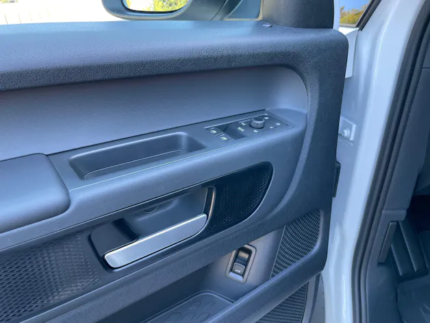 VW ID.Buzz NWB GTX 4 Motion, 7-Sitzer, AHK, Panorama