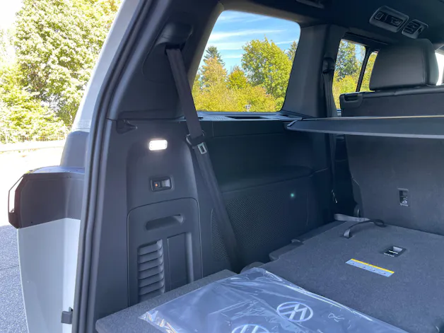VW ID.Buzz NWB GTX 4 Motion, 7-Sitzer, AHK, Panorama