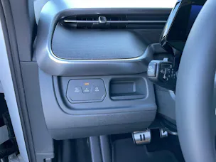 VW ID.Buzz NWB GTX 4 Motion, 7-Sitzer, AHK, Panorama