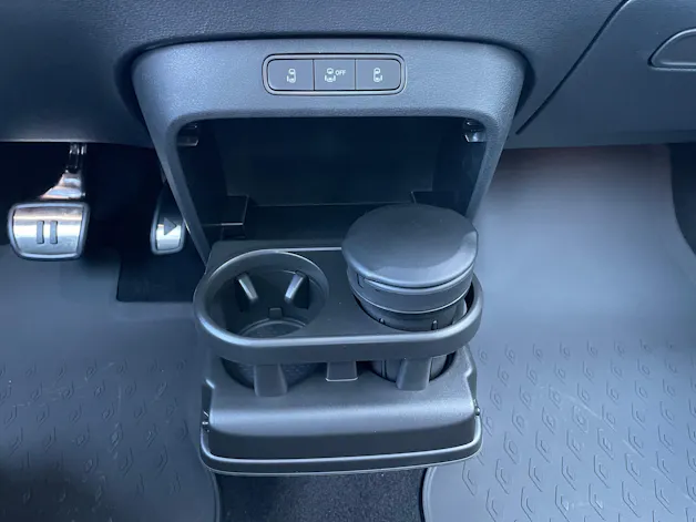 VW ID.Buzz NWB GTX 4 Motion, 7-Sitzer, AHK, Panorama