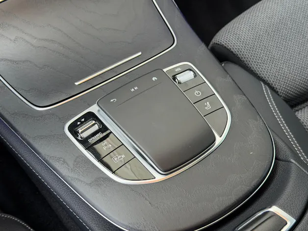 MERCEDES-BENZ E 220 d All-Terrain 4Matic Exclusive 9G-Tronic *Luftfahrwerk*