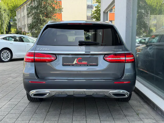 MERCEDES-BENZ E 220 d All-Terrain 4Matic Exclusive 9G-Tronic *Luftfahrwerk*