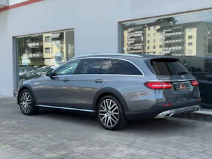 MERCEDES-BENZ E 220 d All-Terrain 4Matic Exclusive 9G-Tronic *Luftfahrwerk*
