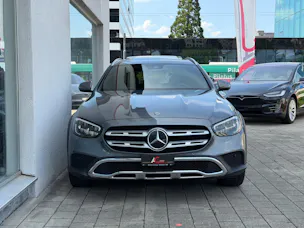 MERCEDES-BENZ E 220 d All-Terrain 4Matic Exclusive 9G-Tronic *Luftfahrwerk*
