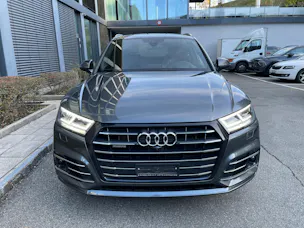 AUDI Q5 55 TFSI e sport quattro