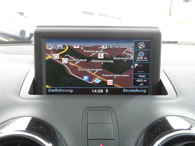 AUDI A1 Sportback Sport 1.4 TFSI S-Line Ambition S-tronic (Automat)