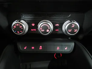 AUDI A1 Sportback Sport 1.4 TFSI S-Line Ambition S-tronic (Automat)