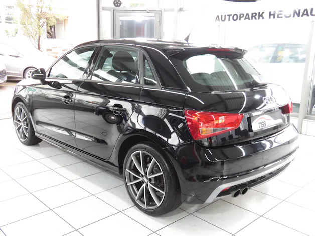 AUDI A1 Sportback Sport 1.4 TFSI S-Line Ambition S-tronic (Automat)