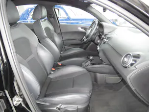 AUDI A1 Sportback Sport 1.4 TFSI S-Line Ambition S-tronic (Automat)