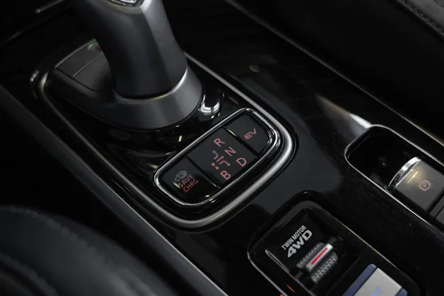 Mitsubishi Outlander 2.4 PHEV Style 4WD Automatic