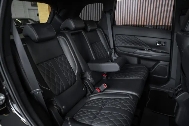 Mitsubishi Outlander 2.4 PHEV Style 4WD Automatic