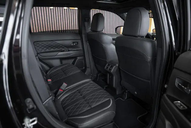 Mitsubishi Outlander 2.4 PHEV Style 4WD Automatic